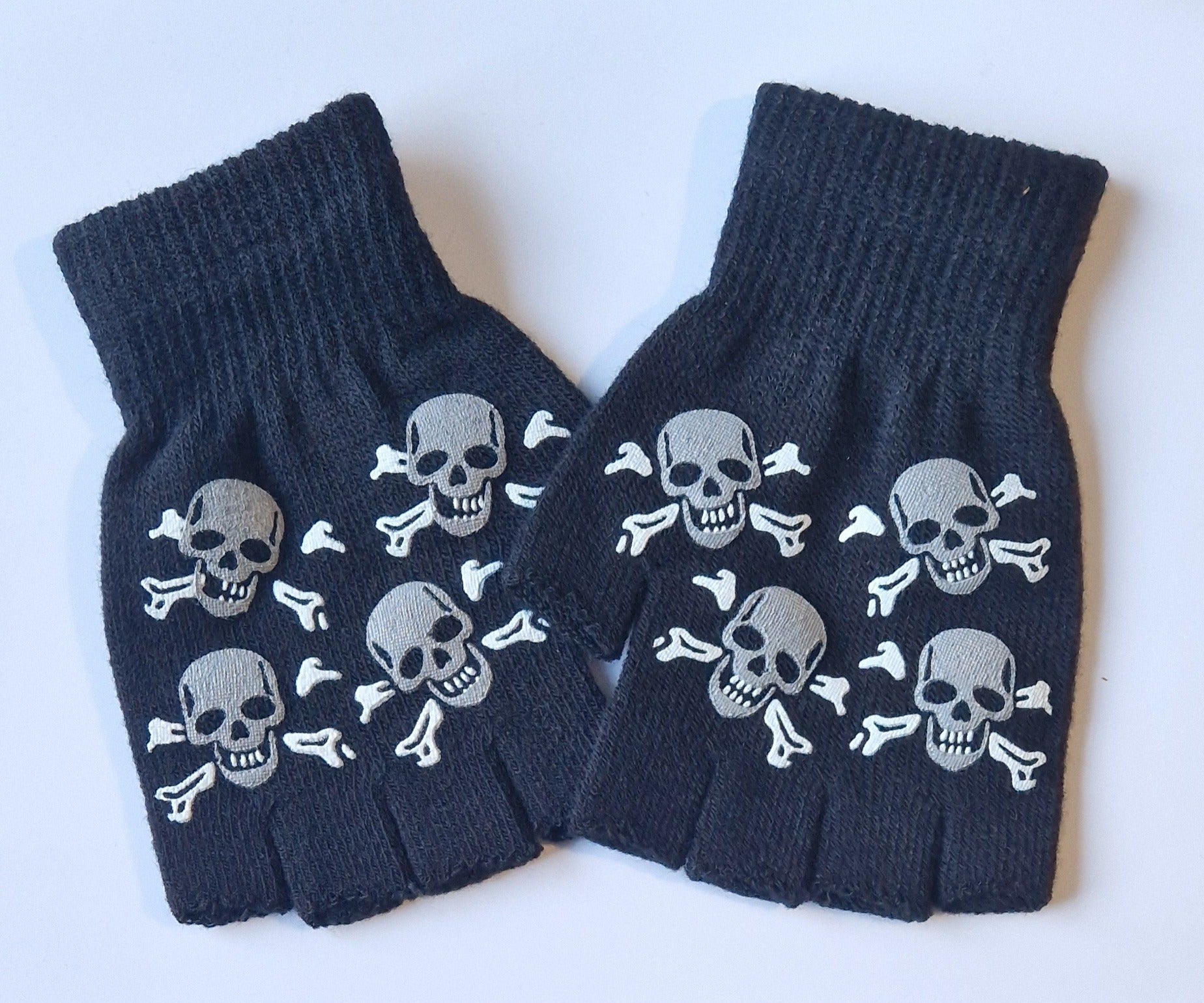 Fingerless Gloves