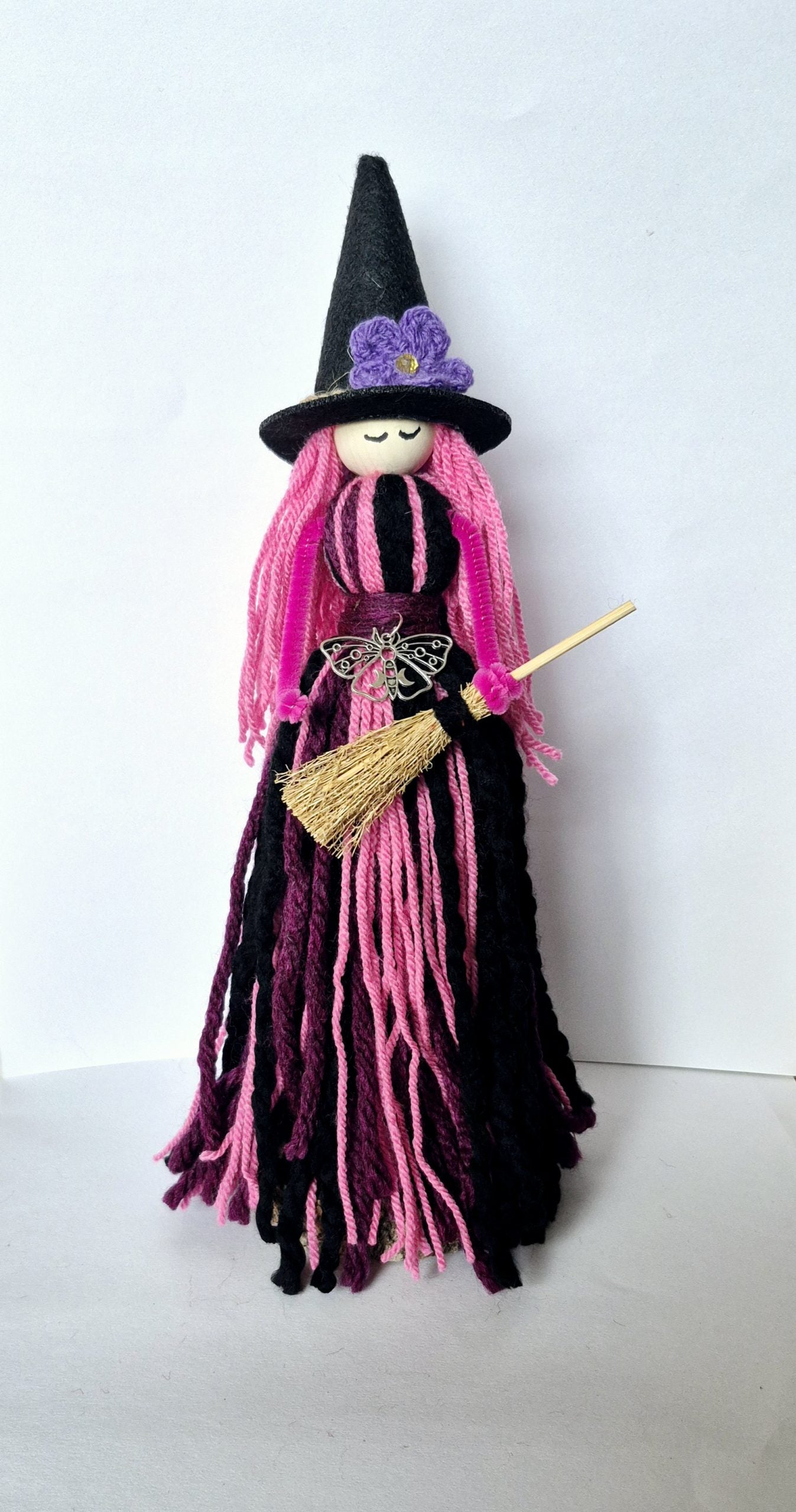 Woollen Standing Witches