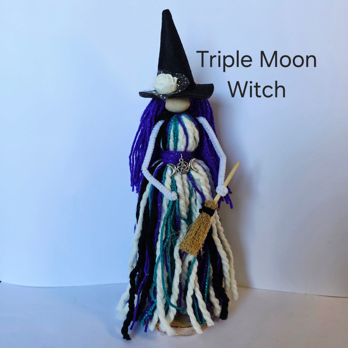 Woollen Standing Witches