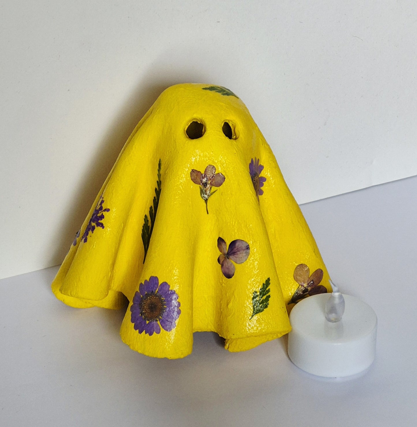 Ghostie Flickering Light Ornaments