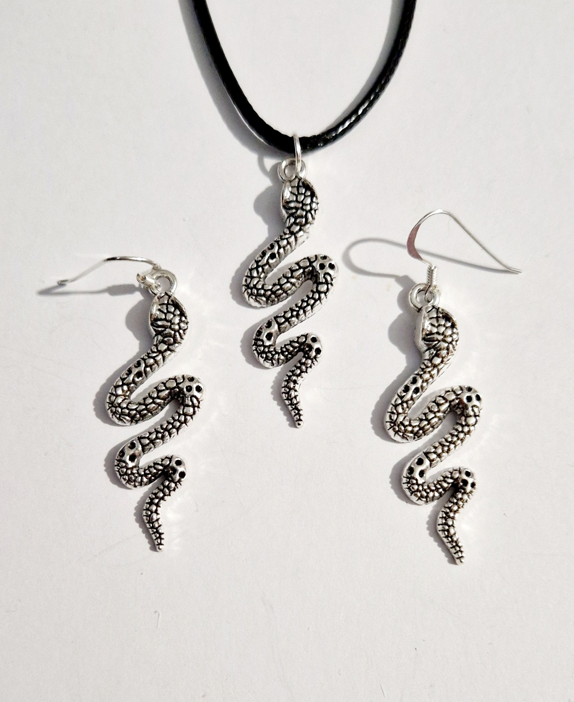 Necklace and Earring Jewellery Sets