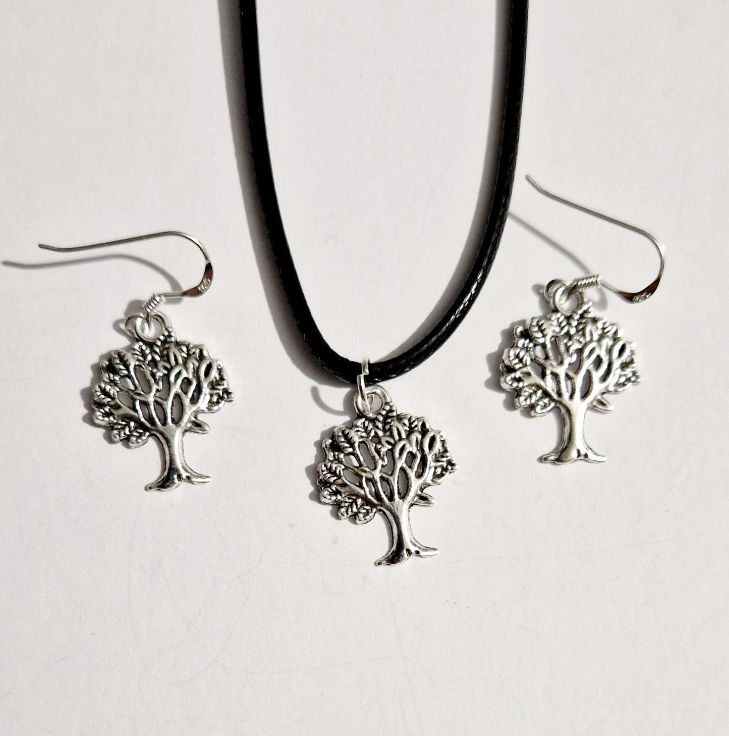 Necklace and Earring Jewellery Sets