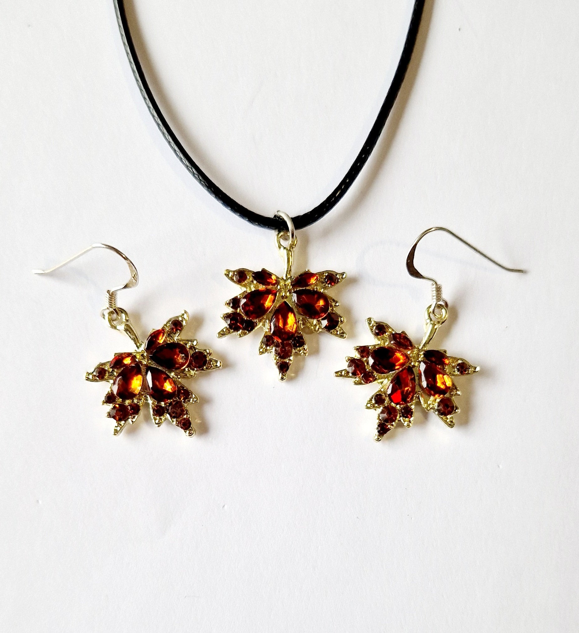 Necklace and Earring Jewellery Sets