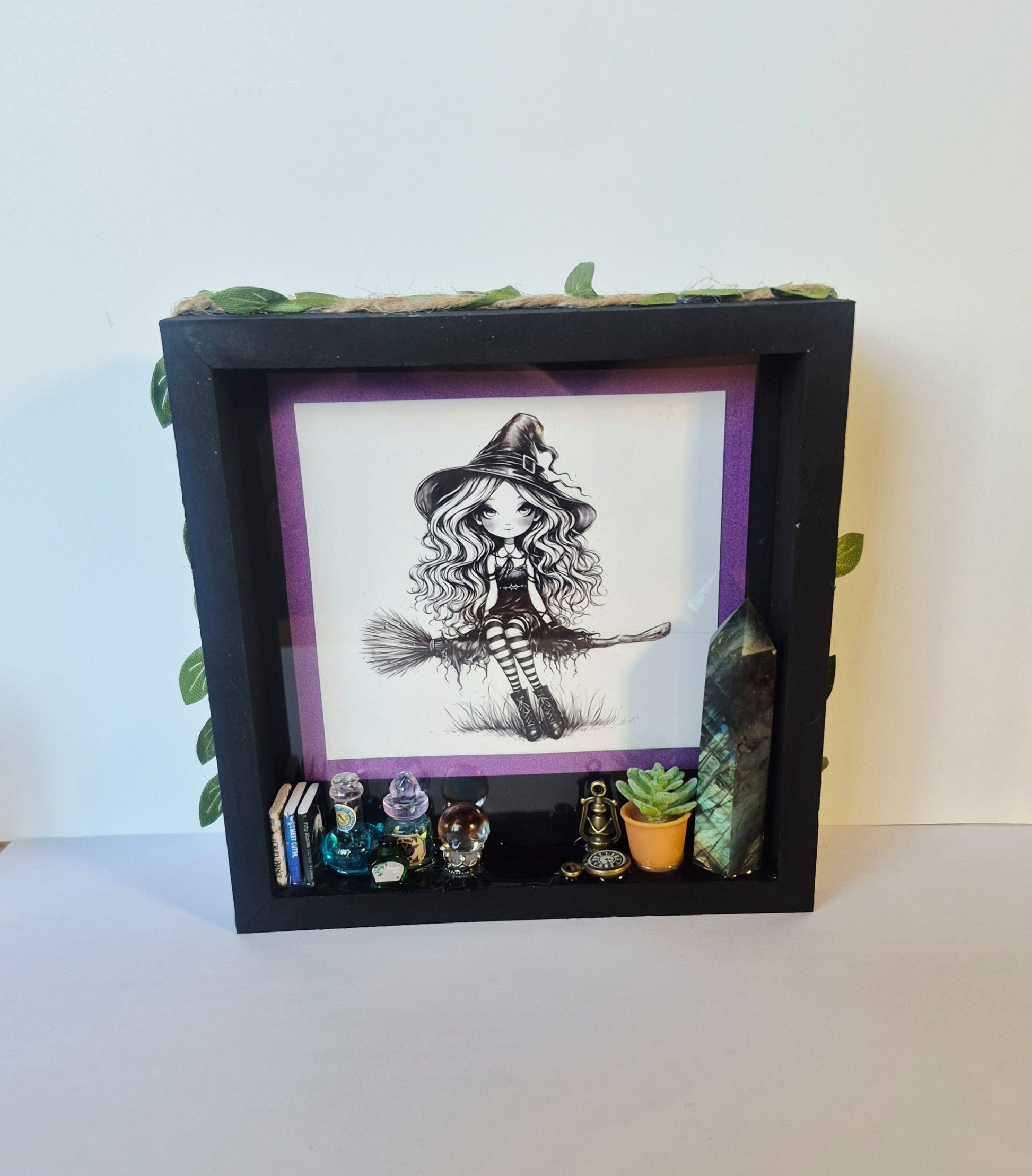 Labradorite Witch Box Frame